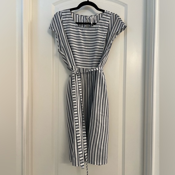 Seraphine Maternity Cotton Stripe Maternity & Nursing Dress - Picture 8 of 9
